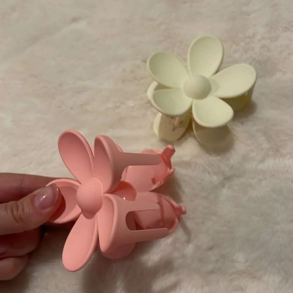 Flower Claw Clip Set of 2
